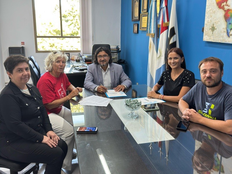 Nuestra Facultad y la Biblioteca Popular renovaron el compromiso con el acceso al conocimiento