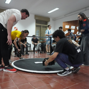 Unos 200 estudiantes participaron del Encuentro de Robótica UTN 2025