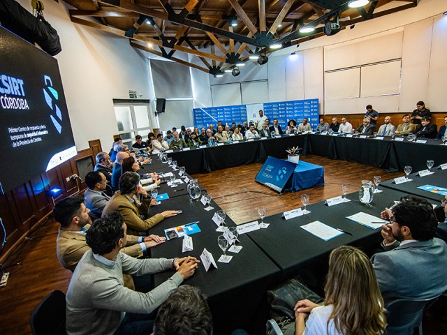 UTN San Francisco participó de la firma de adhesión al proyecto de ciberseguridad CSIRT Córdoba