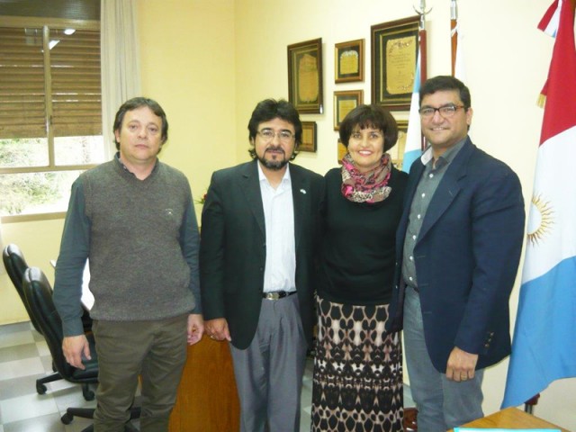Se firmaron convenios con la Escuela Vélez Sarsfield de Arroyito
