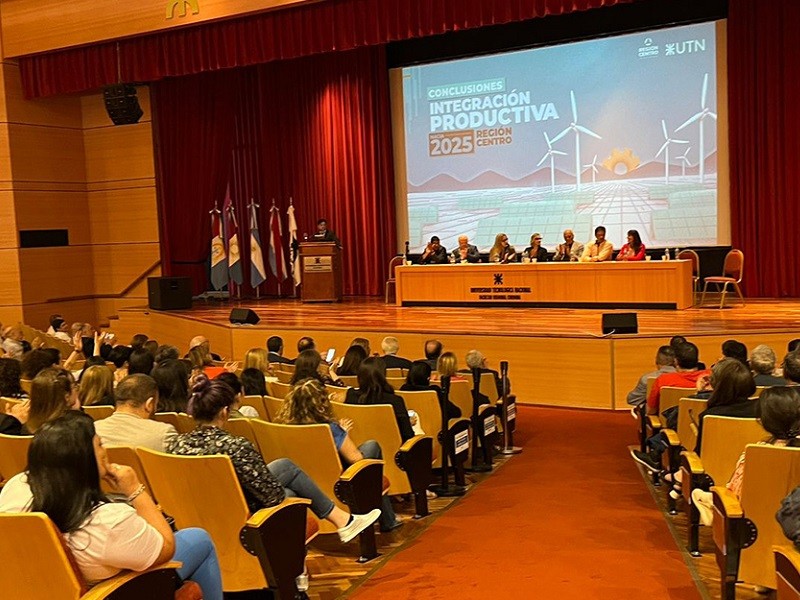 Nuestra Regional formó parte de la jornada Integración Productiva Región Centro que realizó la UTN en Córdoba