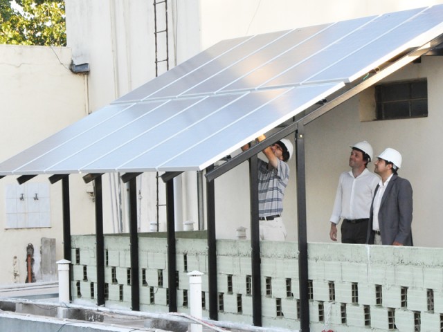 A un año de la inauguración de los paneles solares de nuestra Facultad