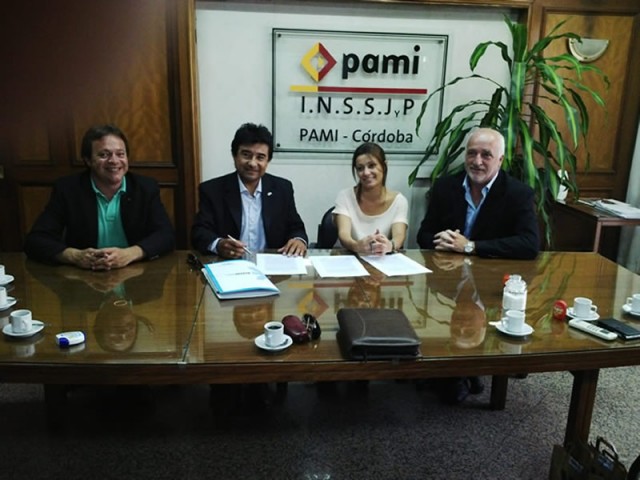 Firmaron convenio de cooperación entre la UTN San Francisco y Pami Córdoba