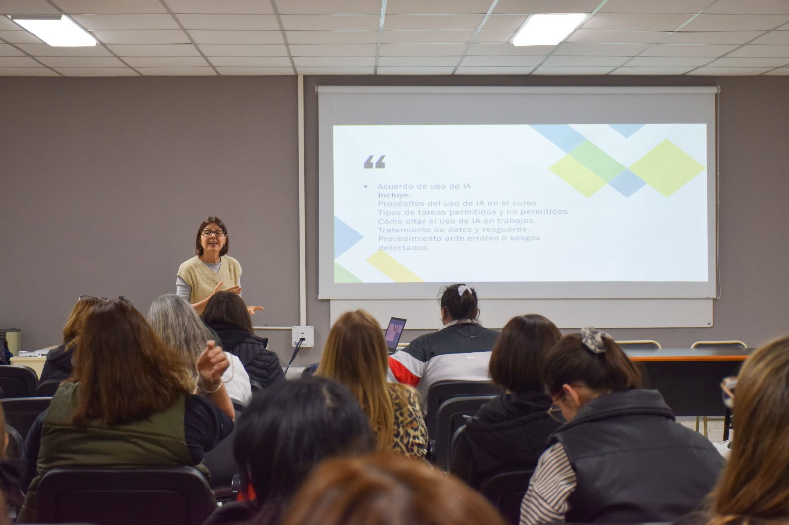 UTN San Francisco capacitó a docentes en Inteligencia Artificial