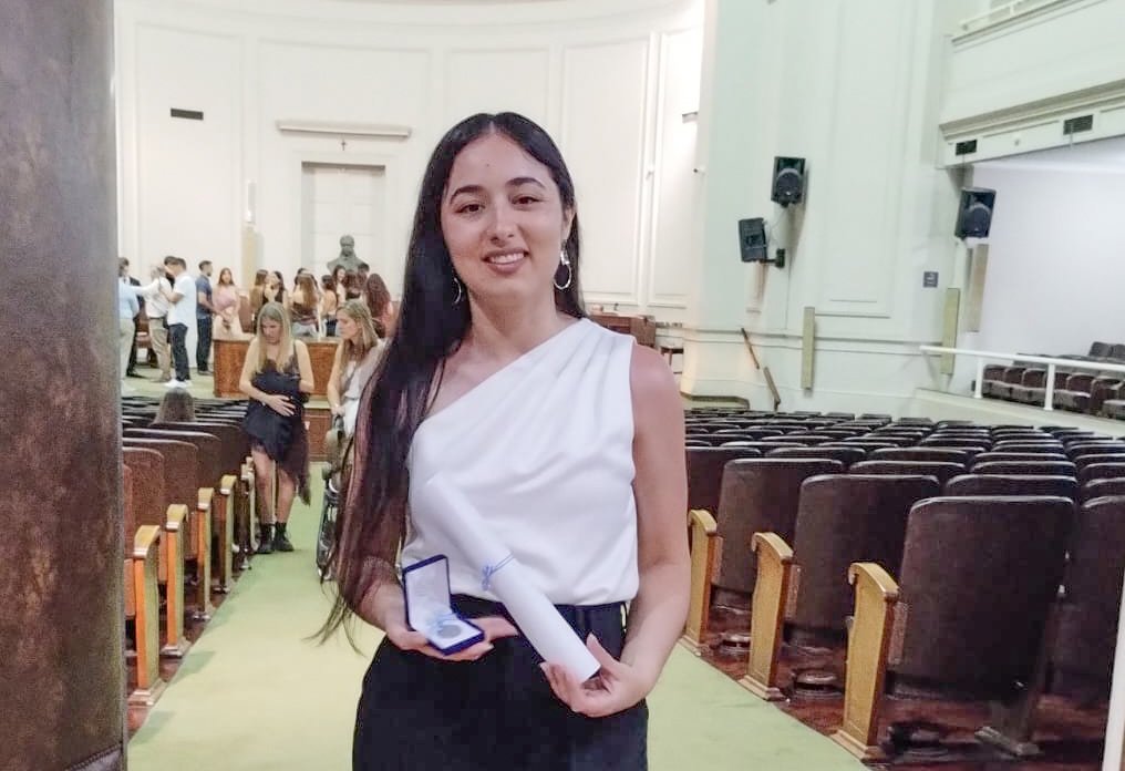 Premios Isidoro Marín: la Ing. Lucrecia Martínez fue reconocida como una de las mejores graduadas de Ingeniería del país